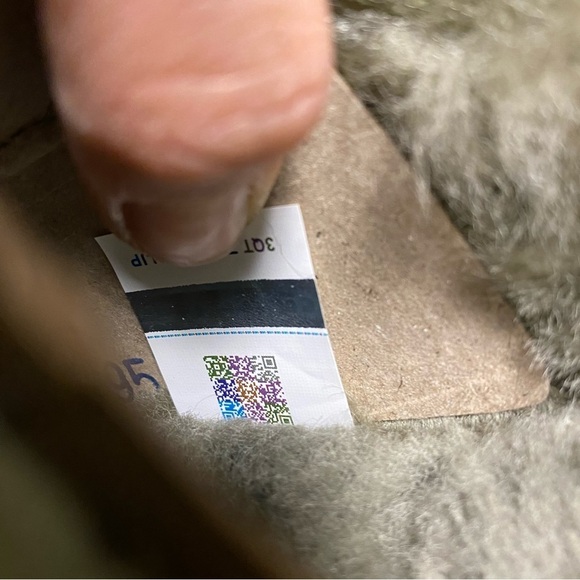 UGG | Tasman Slippers In Burnt Olive Green Size 6 NEW - Picture 9 of 13